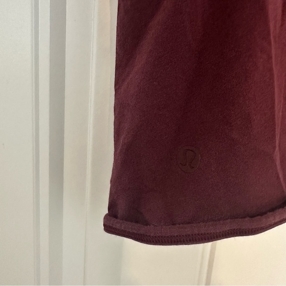 Lululemon Tank Top Twist Back Maroon Workout Gym Yoga Summer Size Medium - Picture 6 of 6